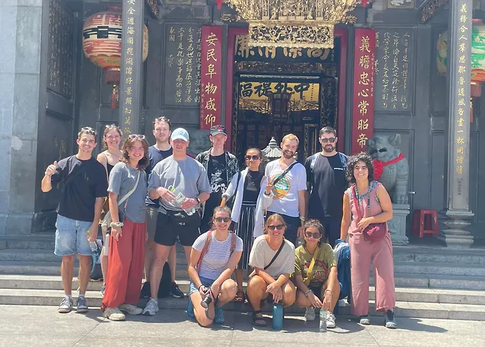 Herberg: The Like Hostel & Cafe