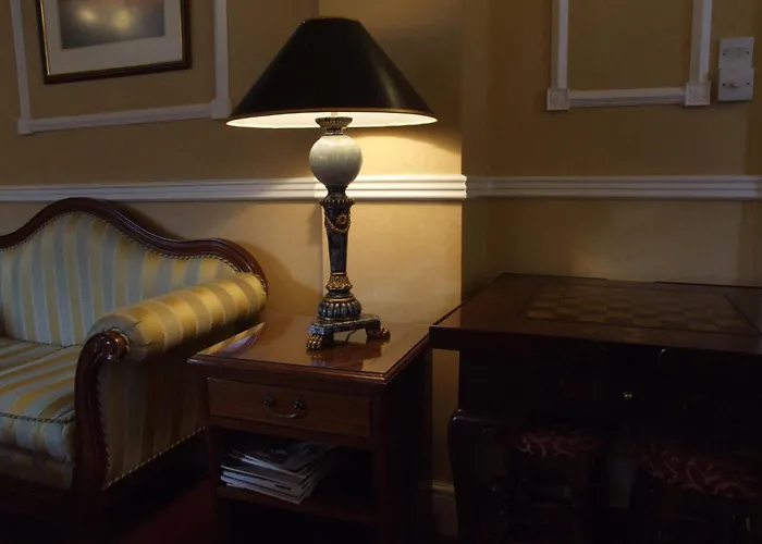 Romantic hotel: Ely House Hotel