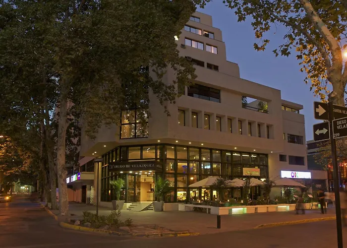 Hotel Diego De Velazquez