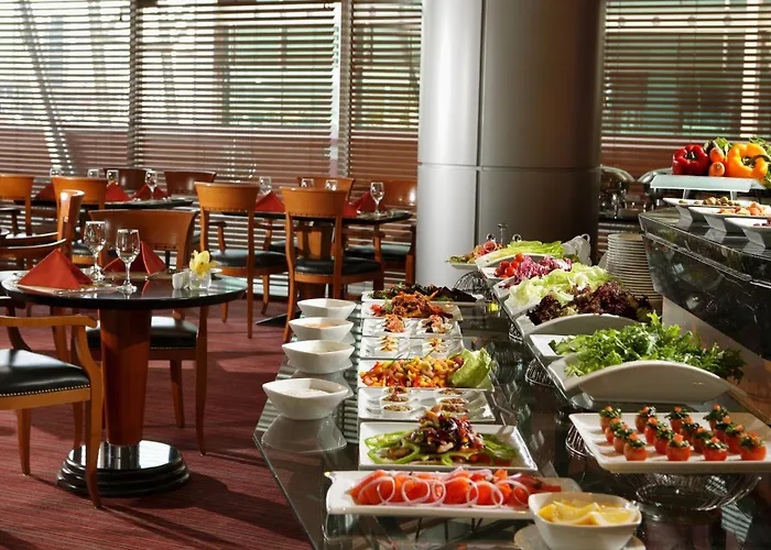 Romantic hotel: J5 Hotels - Port Saeed