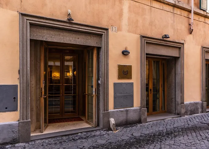Dog friendly hotels Pomezia