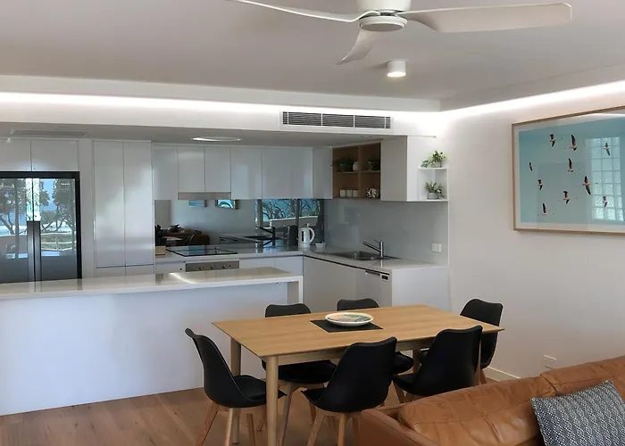 Hotels Close to Airport Camargue Beachfront Apartments