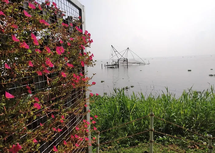 In Luxury hotels Deshadan Backwater - The Best Sunrise View