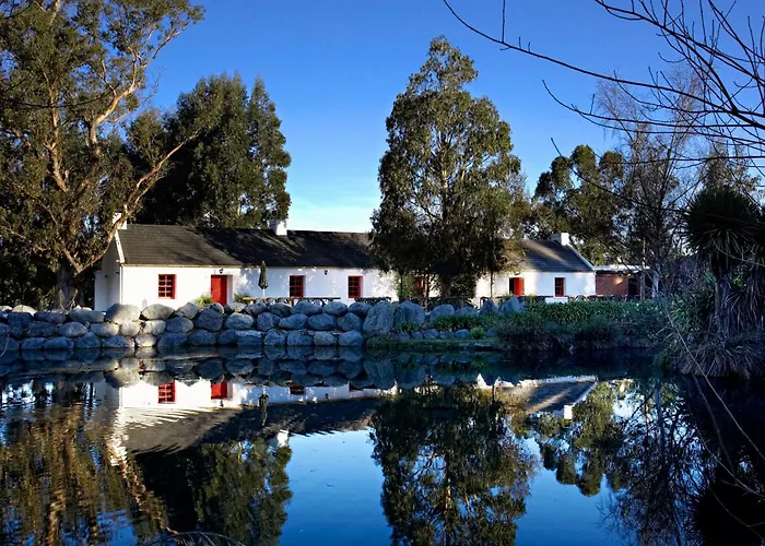 Family Hotel: Donegal House