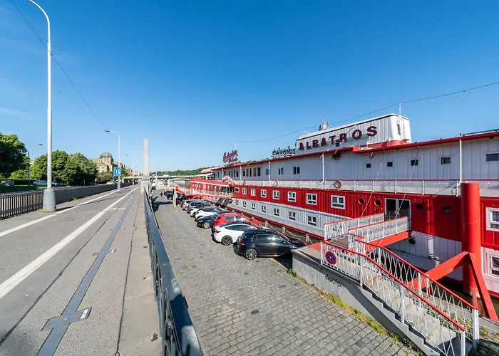 Hotel pres du College: Botel Albatros