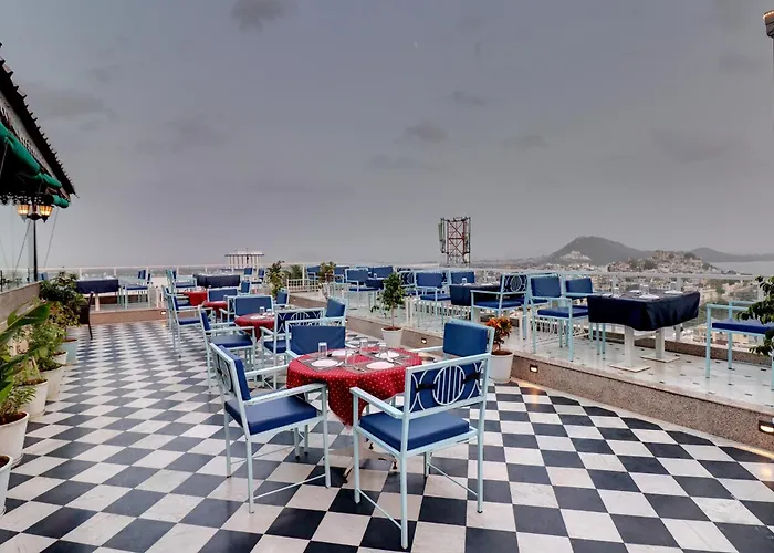 Ping Pong hotel: Hotel Darbargarh A Unit Of Khamma Ghani A Boutique Hotel