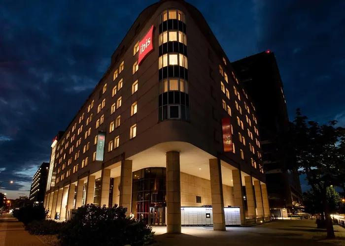 Cheap hotels Ibis Warszawa Stare Miasto