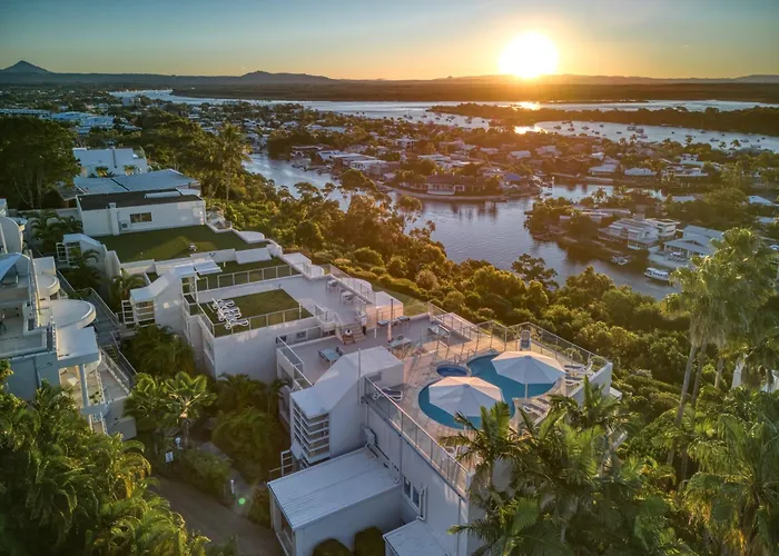 Noosa Crest Resort
