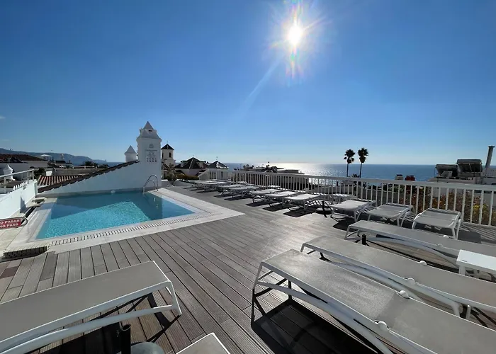 Hot Tub in Room Plaza Cavana