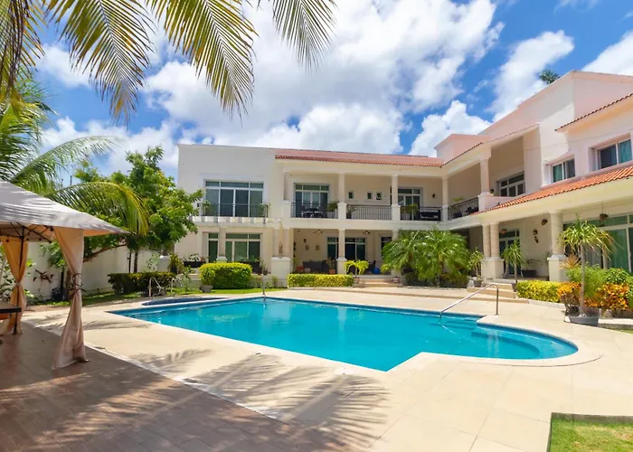 B&B only: Villa Segovia Cozumel