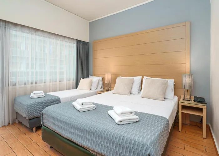 Dog friendly hotels Parnon