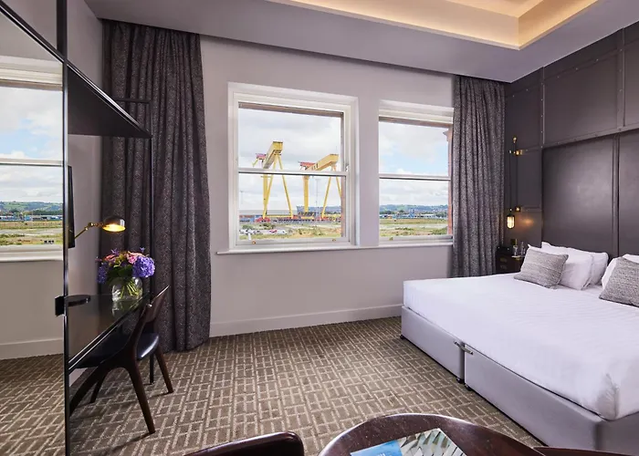 Centraal gelegen hotel: Titanic Hotel Belfast