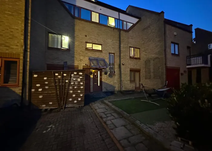 Guest house: Cozy Rooms Near Central London