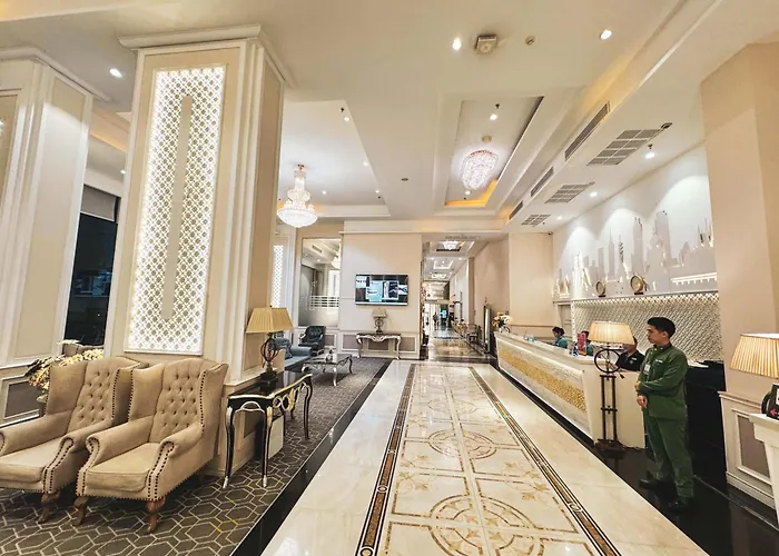 Hotel near College: The Bazaar Hotel Bangkok - Mrt Lat Phrao Ratchadapisek