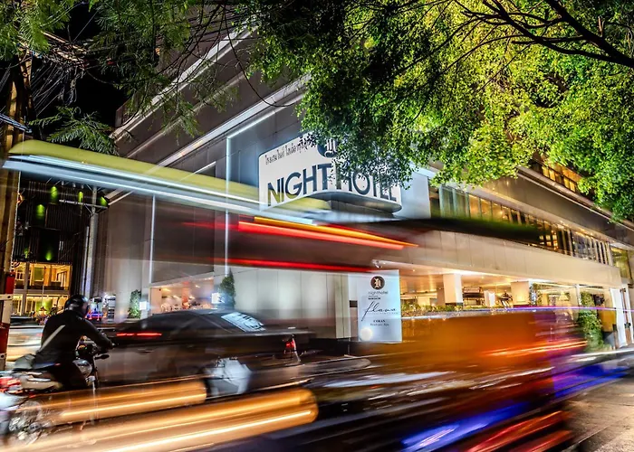 Night Bangkok - Sukhumvit 15