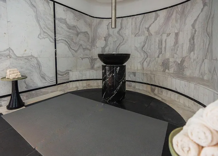 Waldorf Astoria Doha West Bay