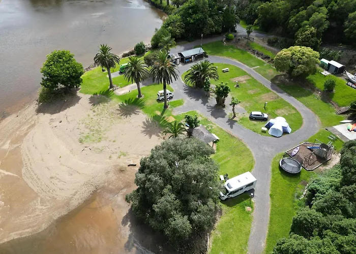 Waterfalls Estate - & Campground