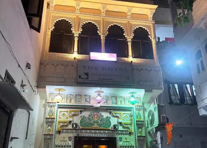 Guest house: The Royal Lake View Villa