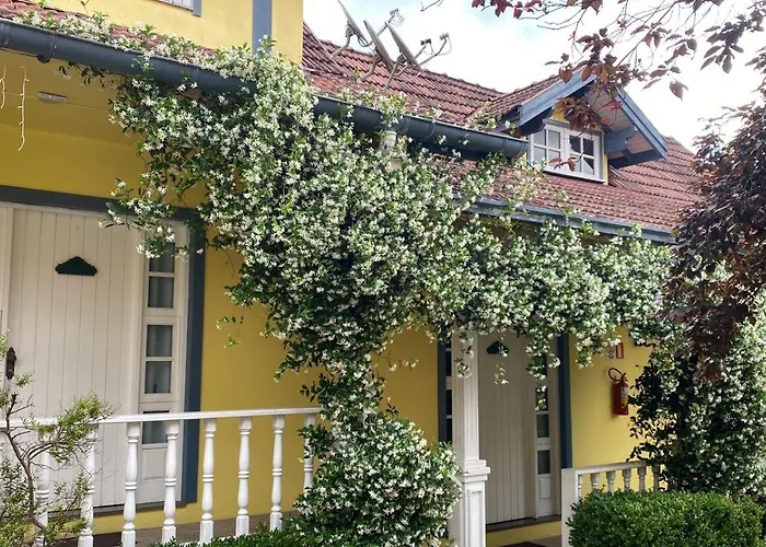 s Sulla Collina Centro de Gramado localizado próximo da rua Coberta
