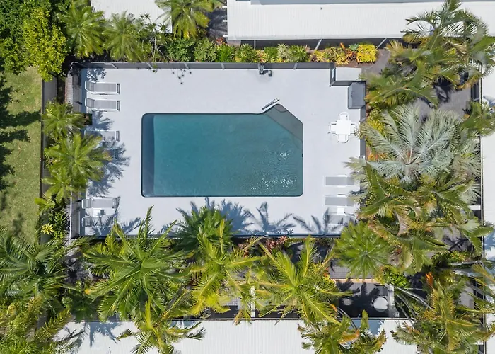 Сity center hotels Caribbean Noosa