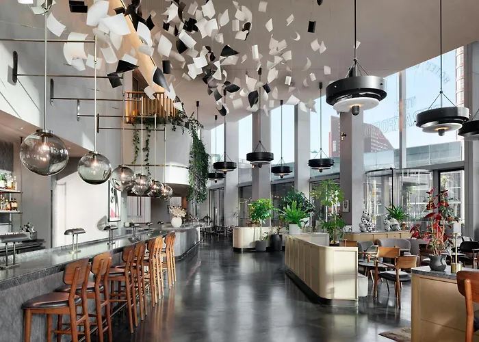 The Stratford, Autograph Collection