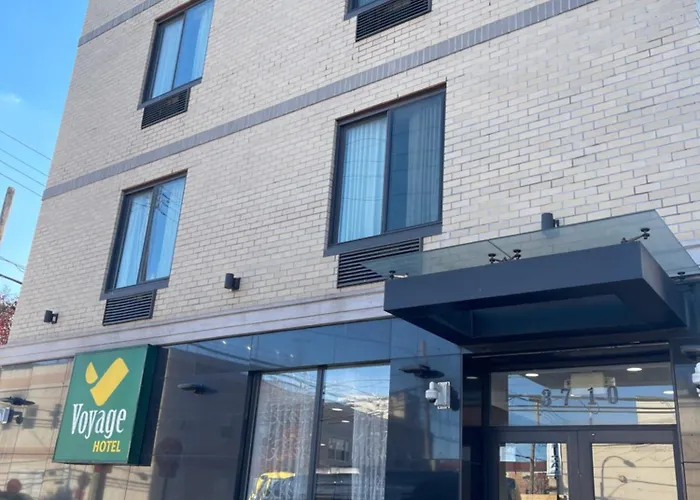 Hotel do aeroporto: Voyage Hotel