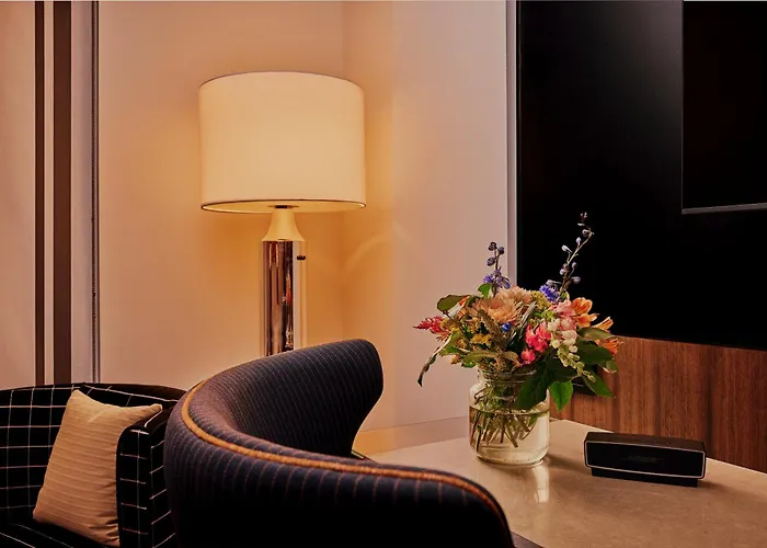 Family Hotel: The Godfrey Detroit, Curio Collection By Hilton