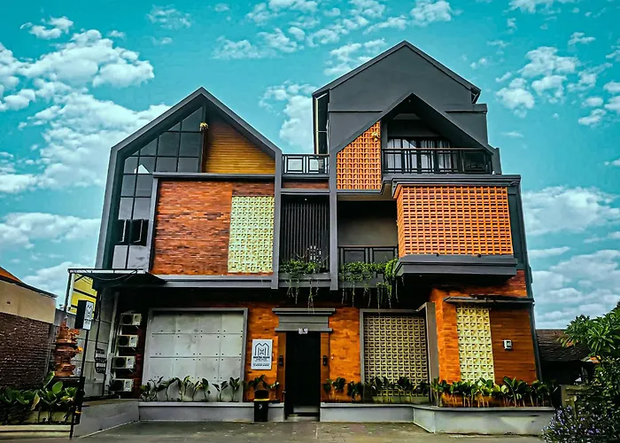 Mantra House