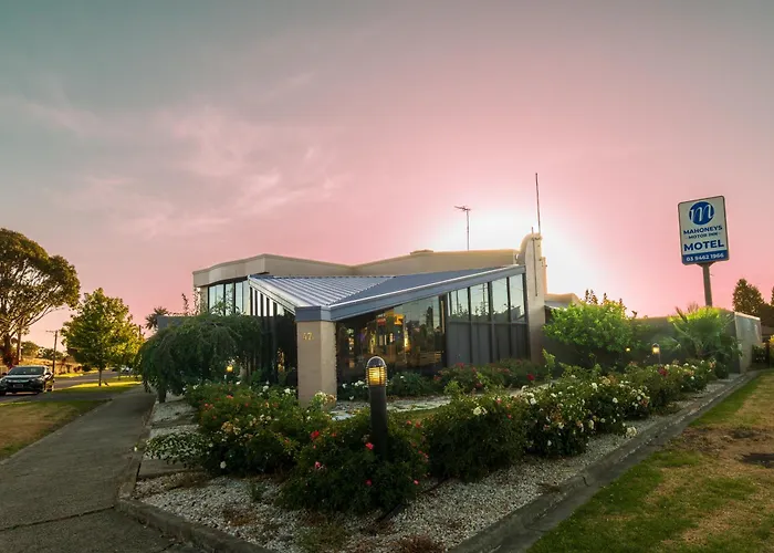 All Motels Mahoneys Motor Inn