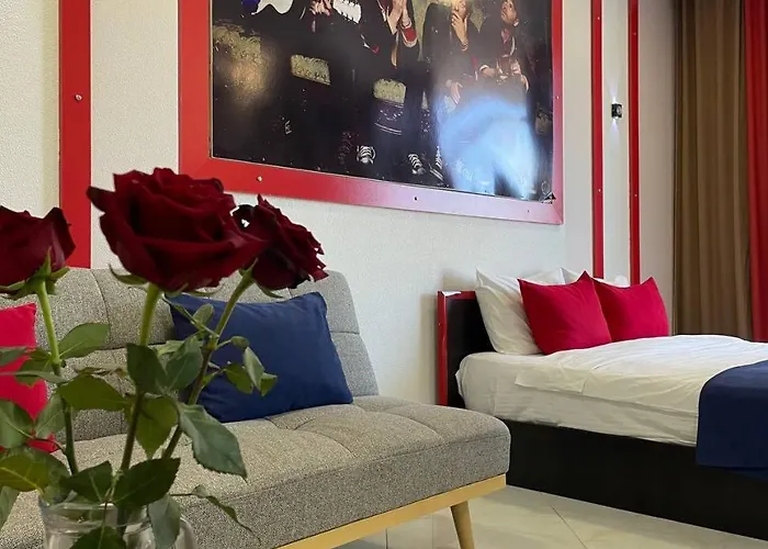 Cheap hotels Rock First Line