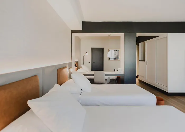 Luxury hotel only: Hotel Dimar