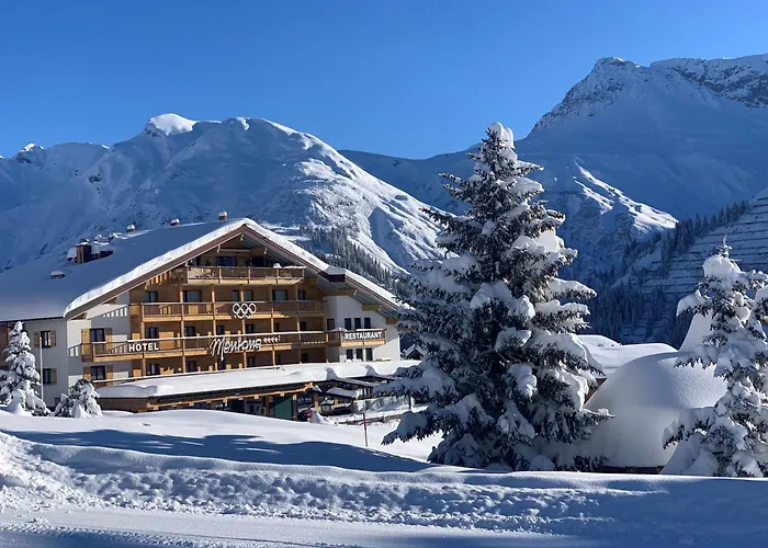 &Chalet Montana