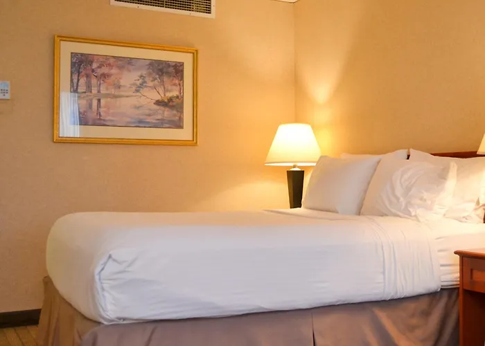 Cheap hotel: Amenida Residences, Calgary