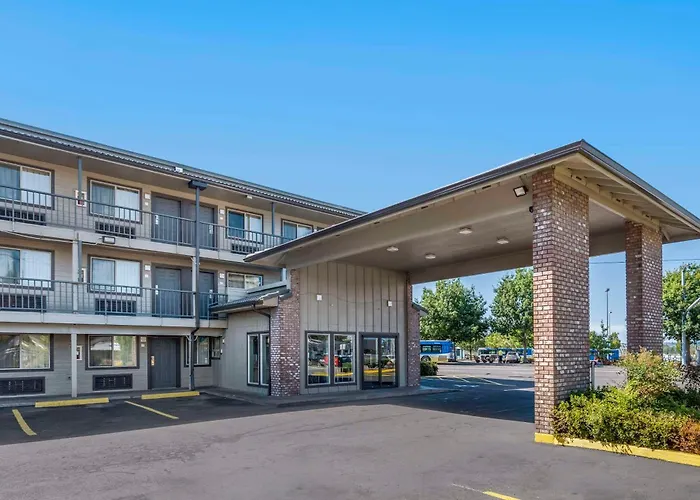 Motel: Econo Lodge Portland Airport