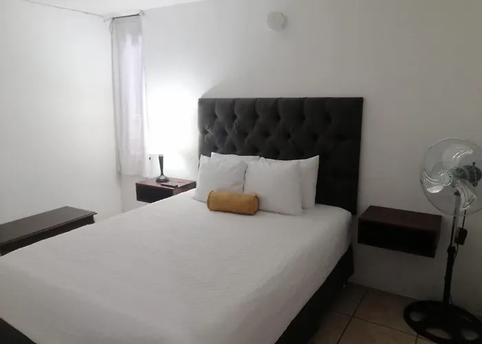 Global Airport Inn Free Shuttle