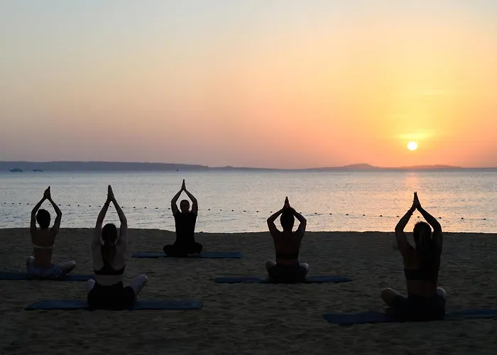 Ping Pong hotel: Serry Beach Resort