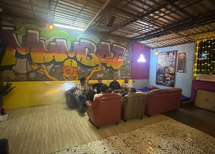 The Hostels Backpackers Villa Mumbai