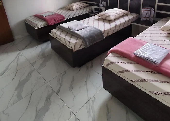 Hotel Zafira - Estacionamento Incluso