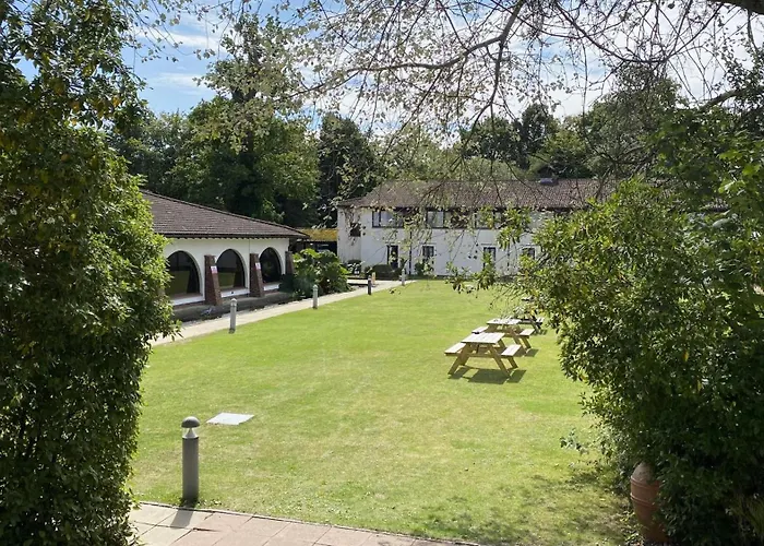 3 star hotels Europa Gatwick
