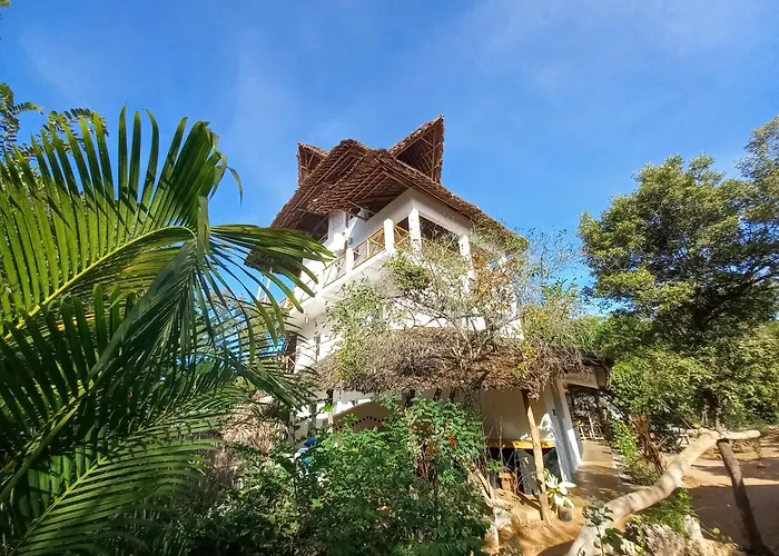 4 star hotel: Watamu Beach Cottages