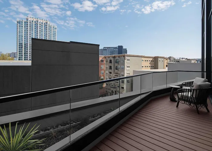 Hotel Fraye Nashville, Curio Collection By Hilton