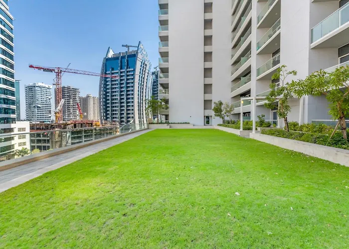 Hôtel pour familles: Wonderful Reva Aparthotel Downtown