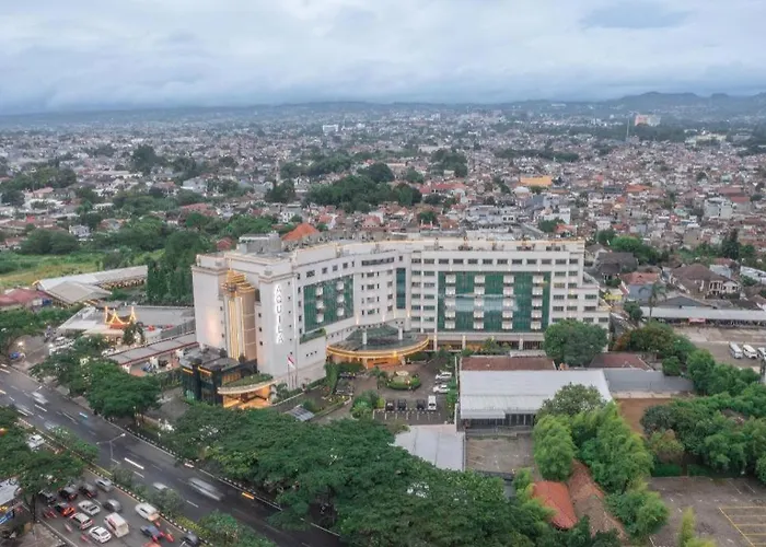 Artotel Suites Aquila