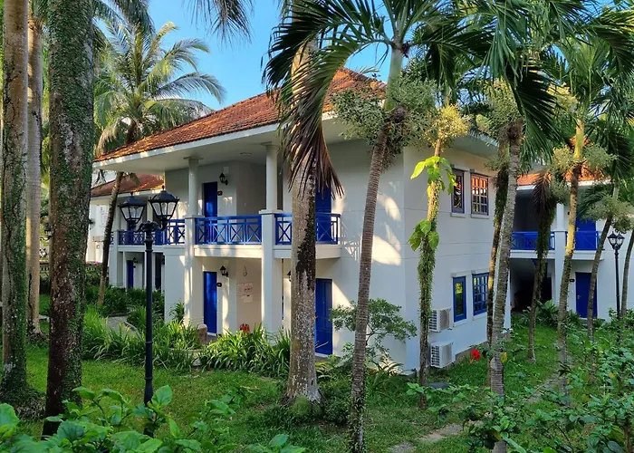 L'Azure And Spa