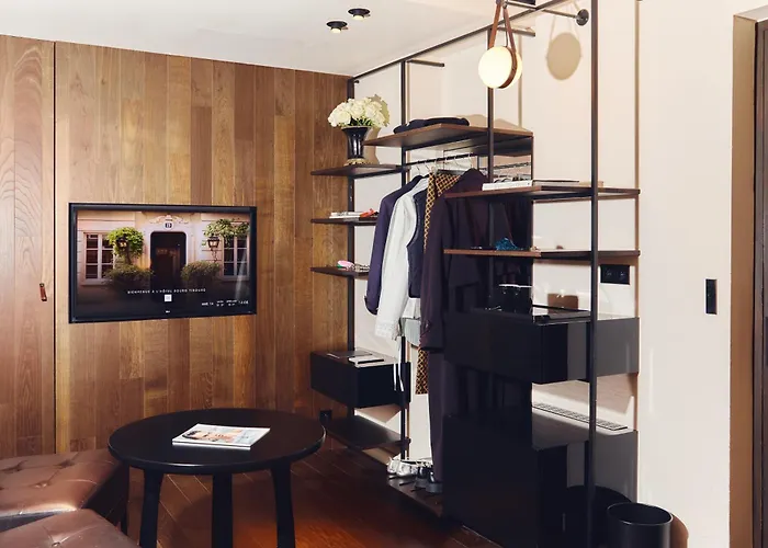 Hotel with view: Hotel Bourg Tibourg - Paris Marais