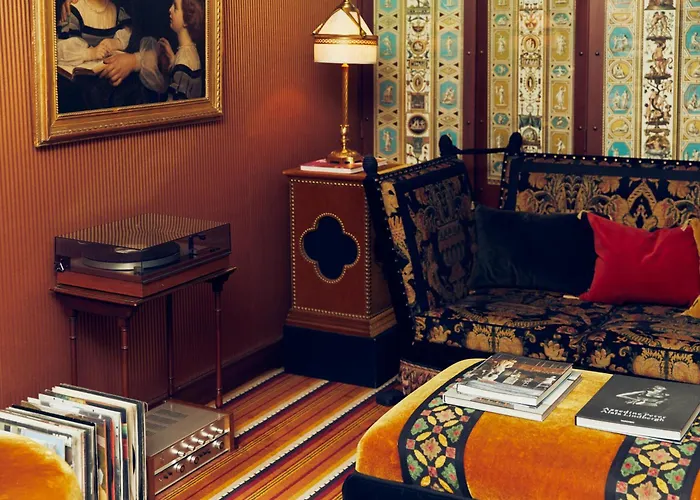 Hotel with view: Hotel Bourg Tibourg - Paris Marais