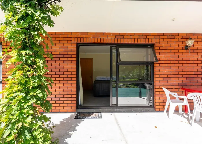 Family Hotel: Donegal House