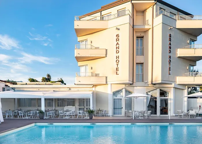 Grand Hotel