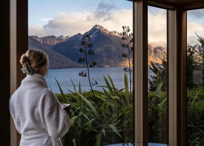 Azur Lodge