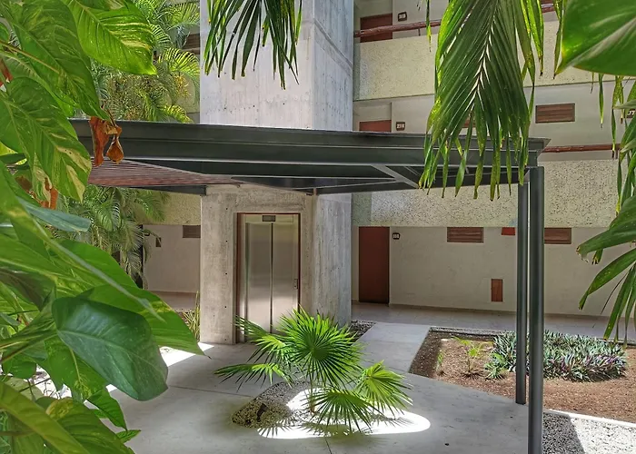 Hotel with view: Casa Del Mar Cozumel Hotel & Dive Resort With Free Access To An Exclusive Beach Club